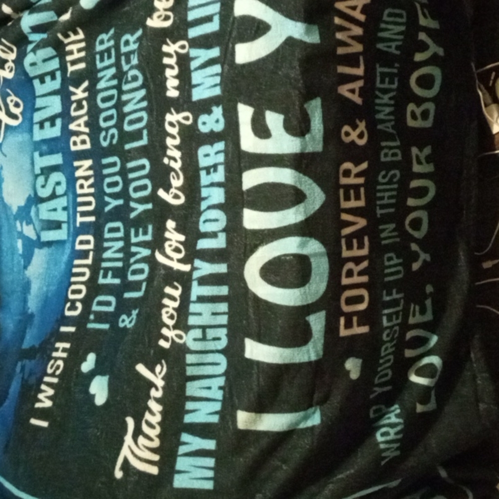 Blanket - Picture 2 of 4